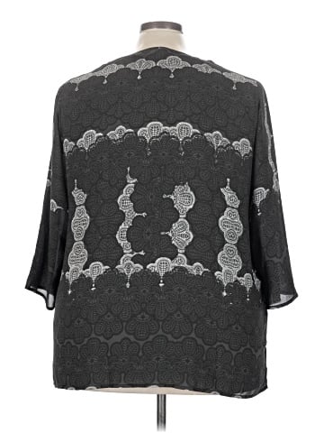 Violet & Claire 3/4 Sleeve Blouse (view 2)