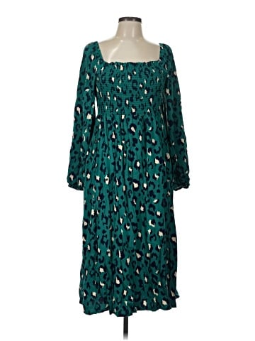 Crown & Ivy Casual Dress (view 1)