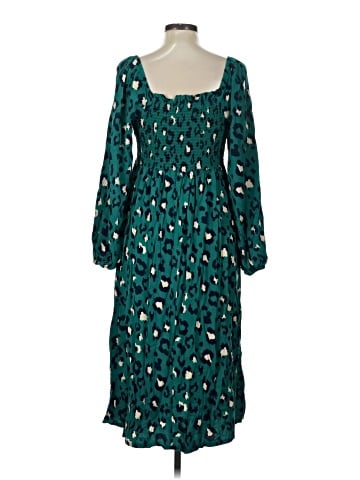 Crown & Ivy Casual Dress (view 2)