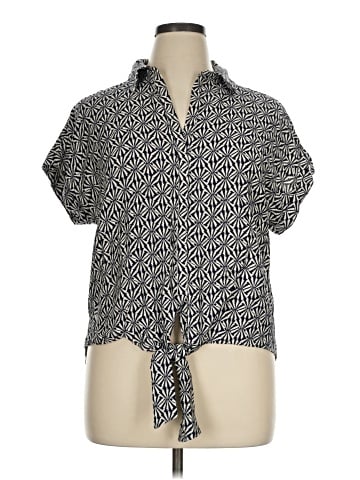 Pleione Short Sleeve Blouse (view 1)
