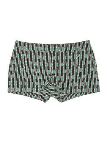 Gap Shorts (view 1)