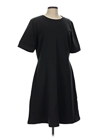 C. Wonder Casual Dress (view 1)