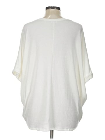 Blue Rain 3/4 Sleeve Top (view 2)