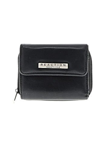 Reaction Wallet (view 1)
