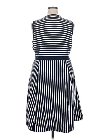 Banana Republic Factory Store Casual Dress (view 2)