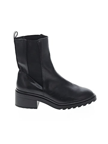 Amazon Essentials Ankle Boots (view 1)