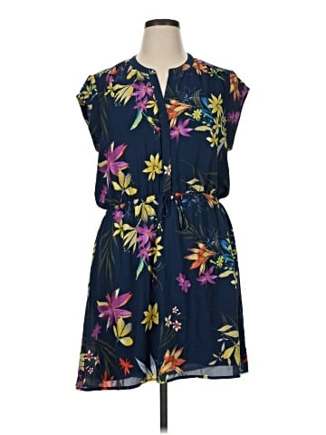 DR2 Casual Dress (view 1)
