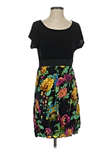 Sam & Max Casual Dress (view 1)
