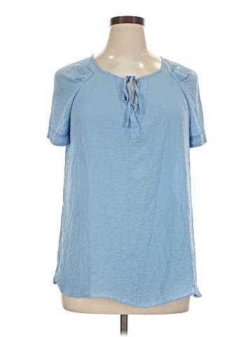a.n.a. A New Approach Short Sleeve Blouse (view 1)