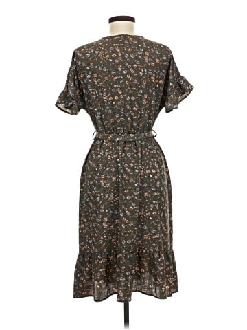 Betsey's Boutique Shop Casual Dress (view 2)