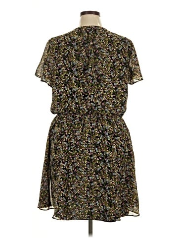 Banana Republic Casual Dress (view 2)