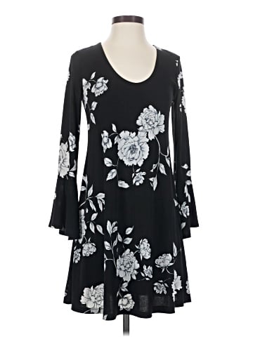 Karen Kane Casual Dress (view 1)