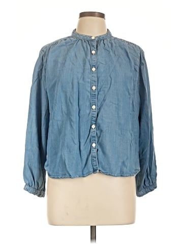 Levi's 3/4 Sleeve Button-Down Shirt (view 1)