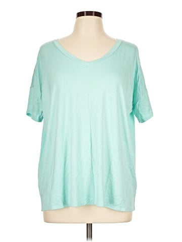 Lularoe Short Sleeve T-Shirt (view 1)