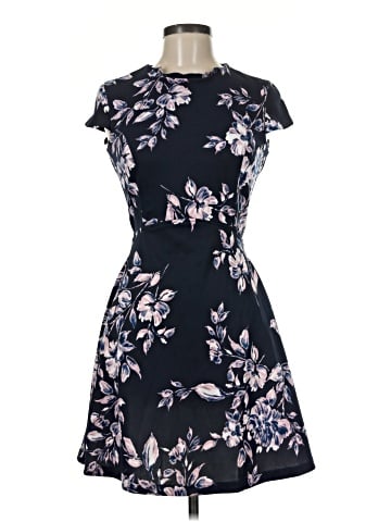 Unbranded Casual Dress (view 1)