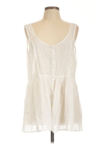 American Eagle Outfitters Sleeveless Blouse (view 1)