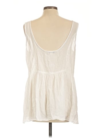American Eagle Outfitters Sleeveless Blouse (view 2)