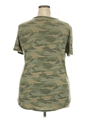 American Eagle Outfitters Short Sleeve T-Shirt (view 2)