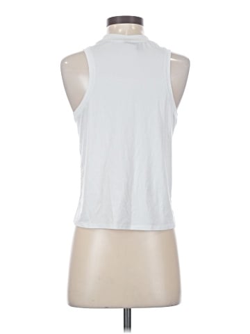 Vuori Sleeveless T-Shirt (view 2)
