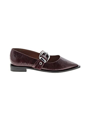 Maeve Flats (view 1)