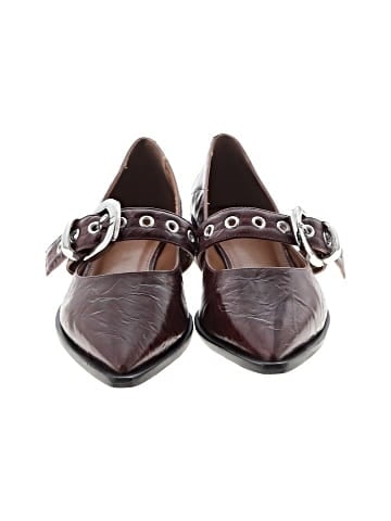 Maeve Flats (view 2)