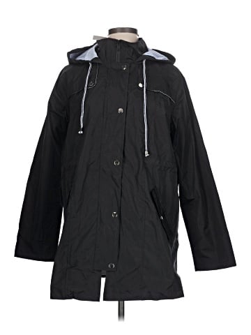 Lomon Raincoat (view 1)