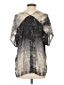 Vince. 100% Silk Silver Short Sleeve Silk Top Size XS - photo 2