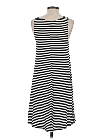 Old Navy Casual Dress (view 2)