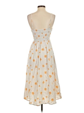Urban Outfitters Casual Dress (view 2)