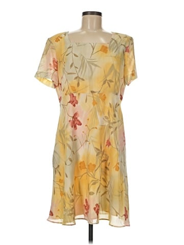 Donna Ricco Casual Dress (view 1)