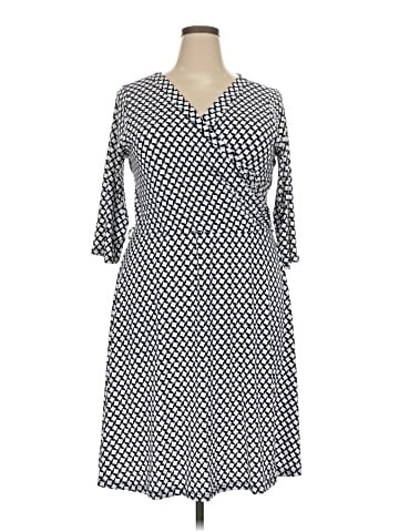 East Adeline Casual Dress (view 1)