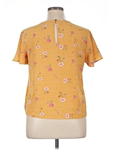 Rewind Short Sleeve Top (view 2)
