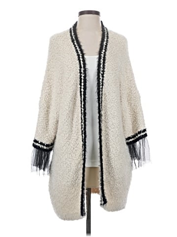 Amadi Poncho (view 1)