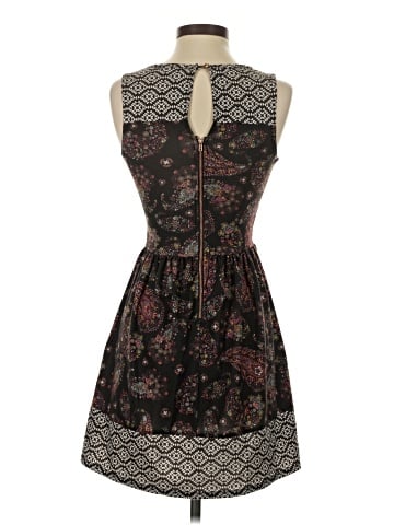 Xhilaration Casual Dress (view 2)