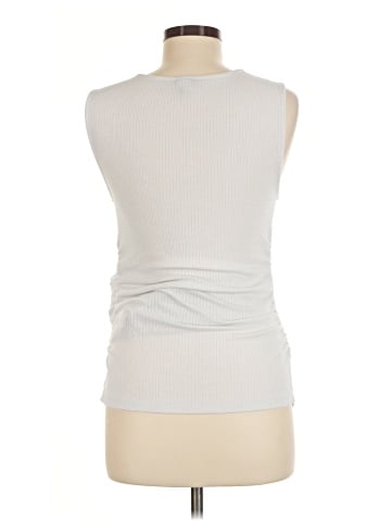 Old Navy - Maternity Sleeveless T-Shirt (view 2)