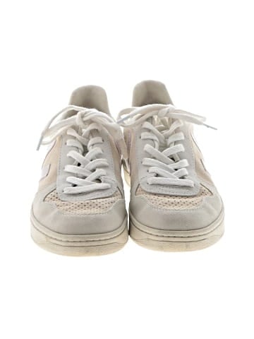 VEJA Sneakers (view 2)