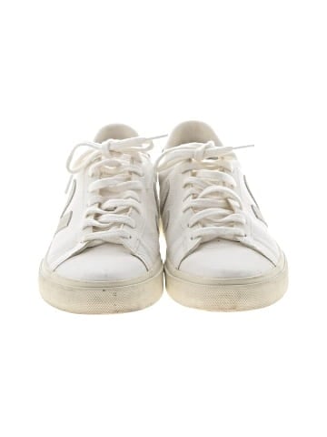 VEJA Sneakers (view 2)