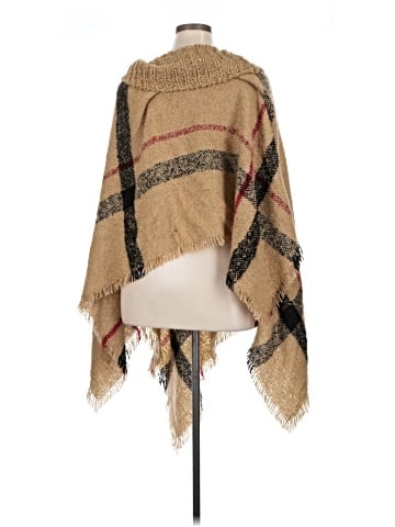 Jon & Anna Poncho (view 2)
