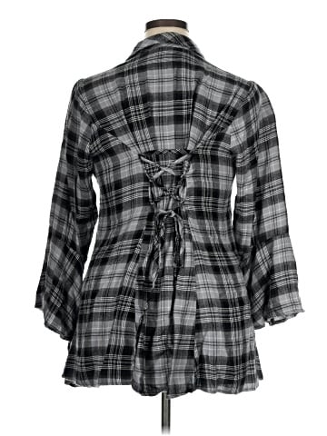 Torrid 3/4 Sleeve Button-Down Shirt (view 2)