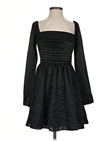 Abercrombie & Fitch Cocktail Dress (view 1)