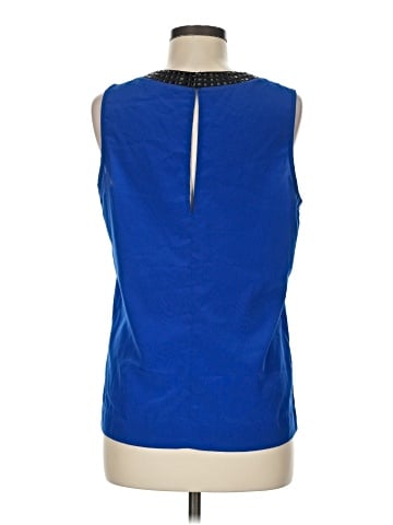 Robbi & Nikki Sleeveless Blouse (view 2)