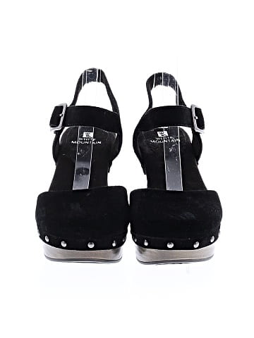 White Mountain Wedges (view 2)