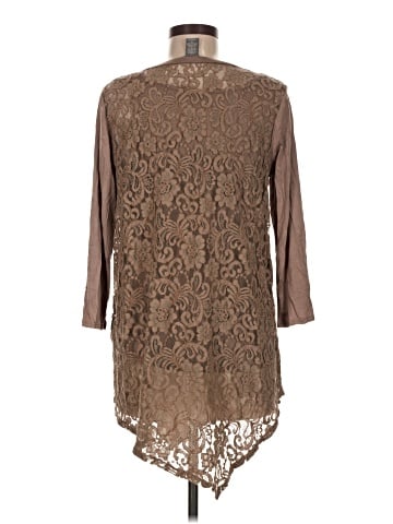 Kate & Mallory designs 3/4 Sleeve Top (view 2)