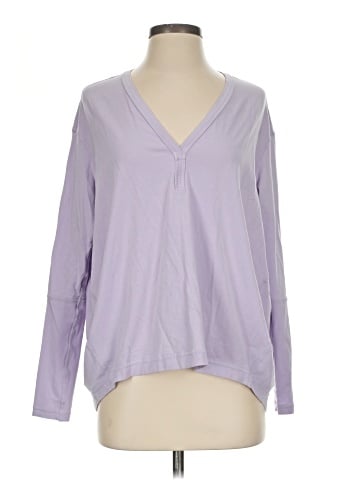 Lululemon Athletica Long Sleeve T-Shirt (view 1)