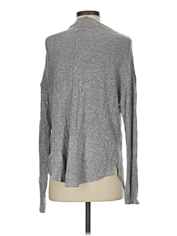 Old Navy 3/4 Sleeve T-Shirt (view 2)