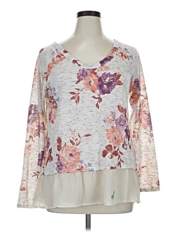 Living Doll 3/4 Sleeve Top (view 1)