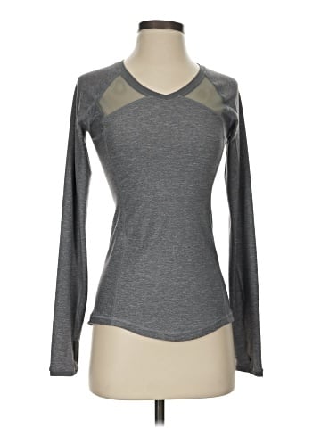 Lululemon Athletica Long Sleeve T-Shirt (view 1)