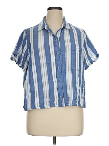 Old Navy Short Sleeve Polo (view 1)