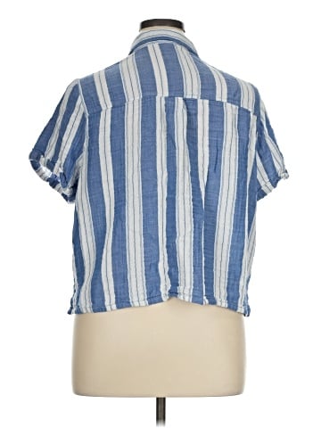 Old Navy Short Sleeve Polo (view 2)