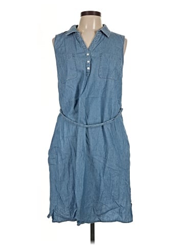 Croft & Barrow Casual Dress (view 1)